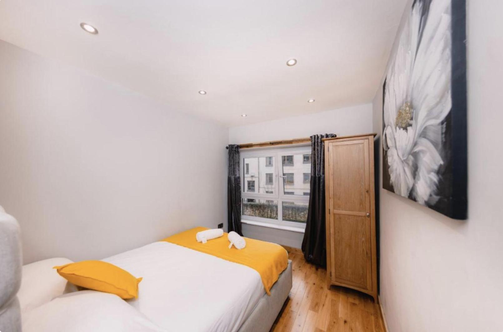 Superb Luxury Apartment By Canal - Central Единбург Екстер'єр фото